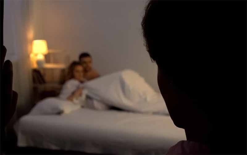 Mơ thấy vợ ngoại tình là điềm gì? Giải mã bí ẩn chiêm bao