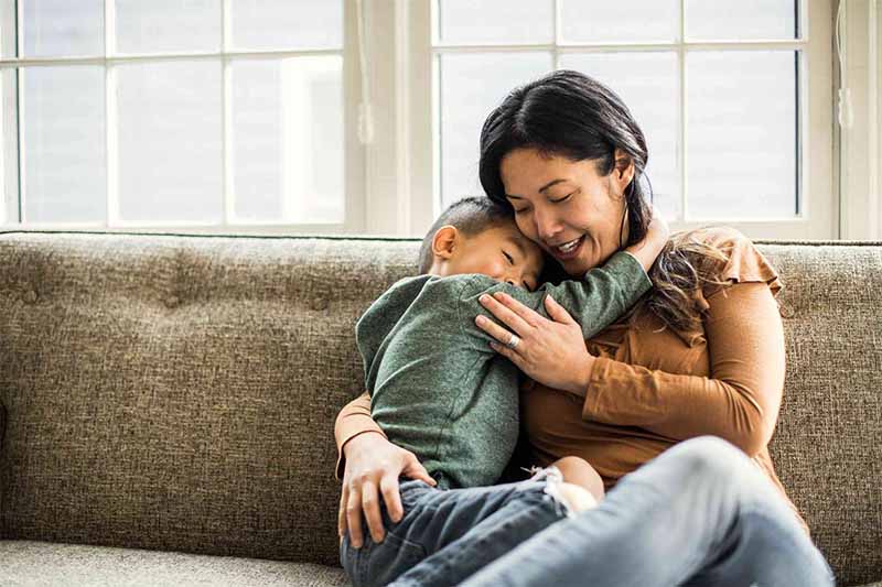 Mơ thấy mẹ là điềm gì? Giải mã ý nghĩa giấc mơ về mẹ yêu