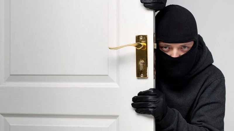 Mơ thấy trộm là điềm gì? Giải mã giấc mơ và con số may mắn 