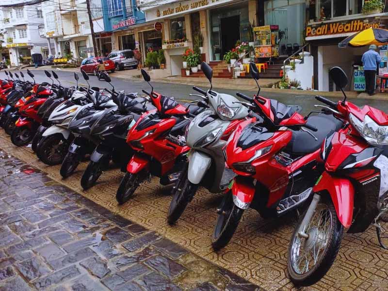 Mơ thấy xe máy là điềm báo gì? Giải mã giấc mơ chi tiết nhất