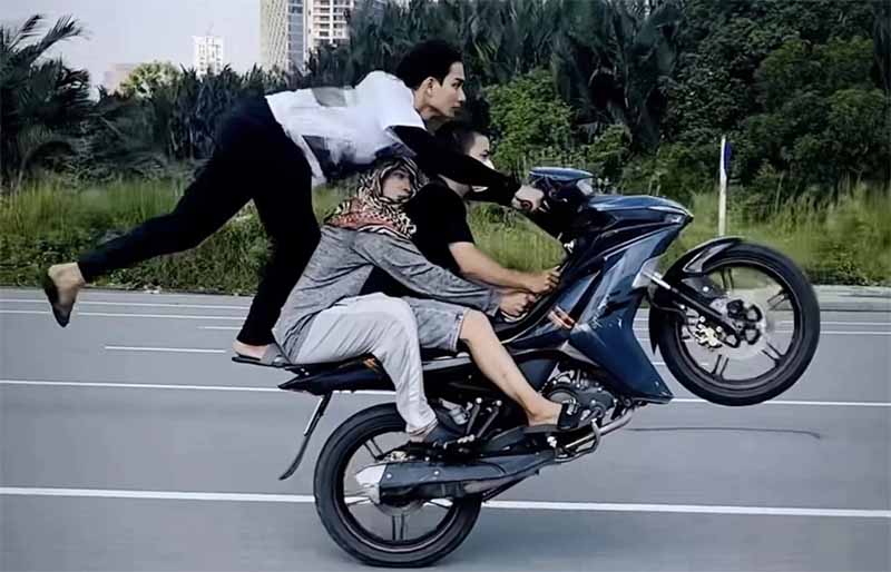Mơ thấy xe máy là điềm báo gì? Giải mã giấc mơ chi tiết nhất