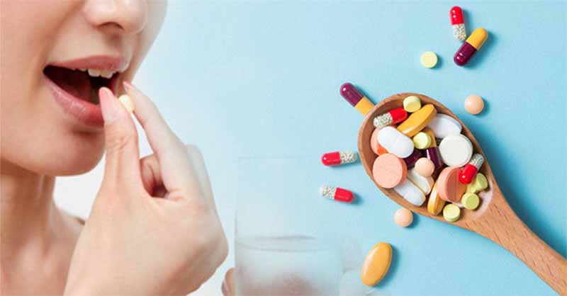 Mơ thấy uống thuốc là điềm gì? Giải mã giấc mộng sức khỏe và vận may